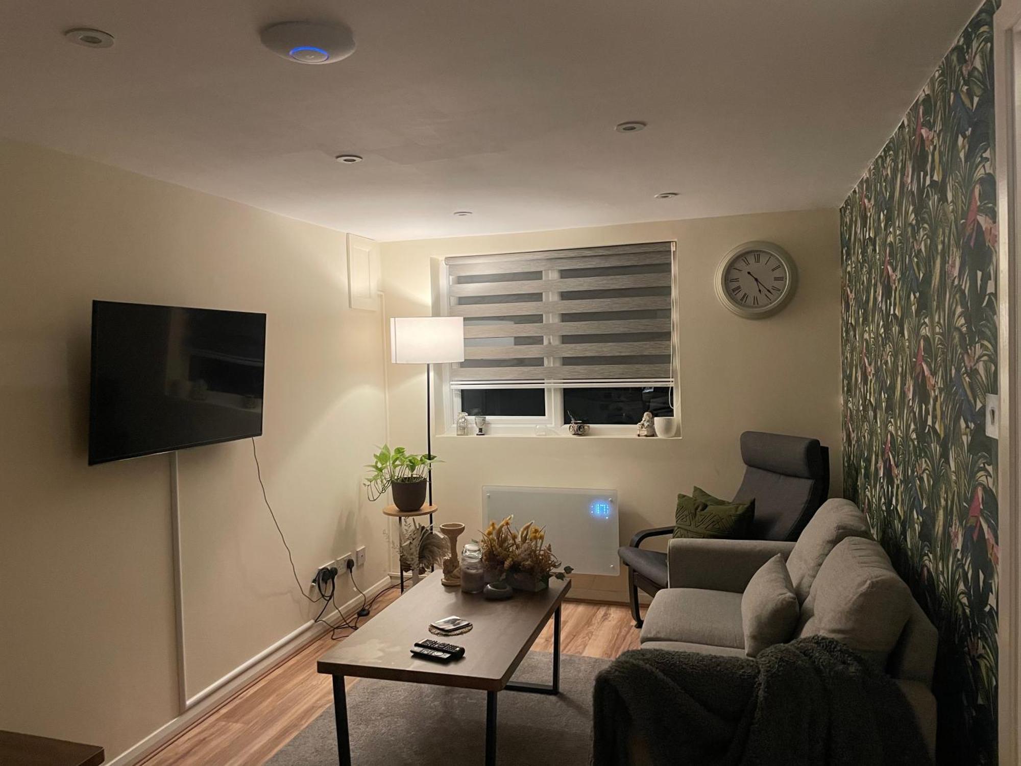 The Cosy Cottage, Old Soles Bridge Lane Apartment Chorleywood